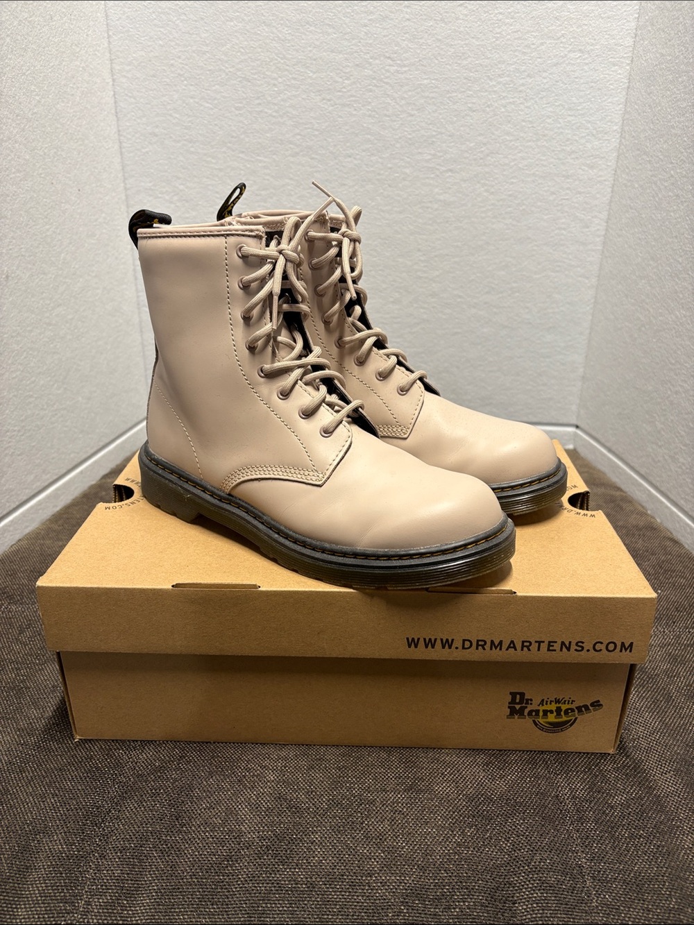 Dr. Doc Martens Women’s Vintage Taupe Romario Boots